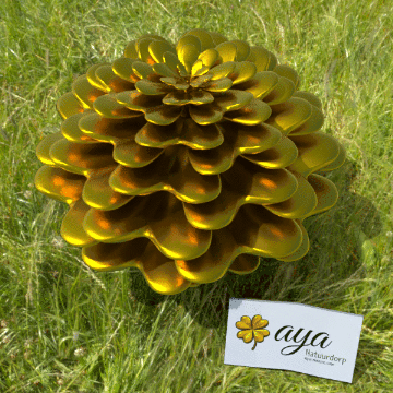 AYA_bloom_gold
